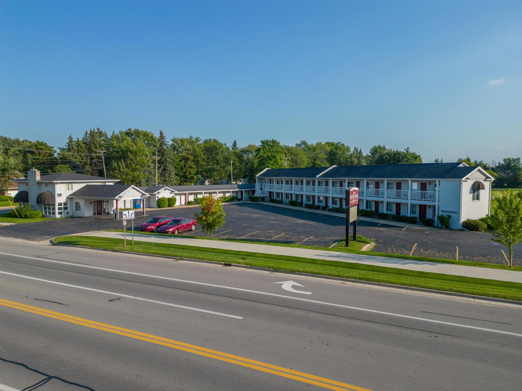 Thumb Heritage Inn Sandusky Exterior foto